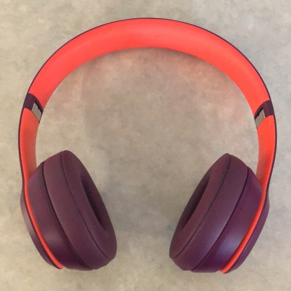Dre | Headphones | Beats By Dre Solo 
